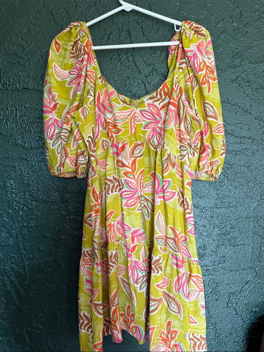 Green Floral Puff-Sleeve Women’s Dress